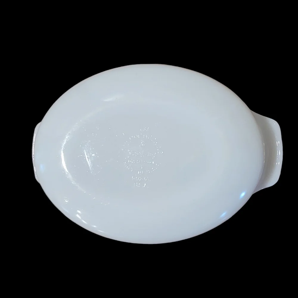 Anchor Hocking Blue Daisy Fire King‎ Casserole Dish
